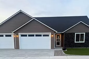 889 NE Conner Ct, East Wenatchee, WA 98802 - Photo 1