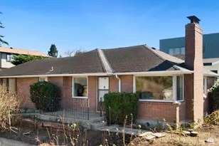 4015 W Prosper St, Seattle, WA 98199 - Photo 1