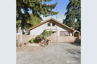 2212 NE 117th Street, Seattle, WA 98125 - Photo 1