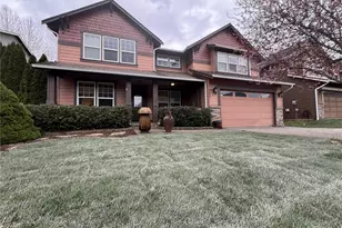 762 Ilwaco Pl NE, Renton, WA 98059 - Photo 1