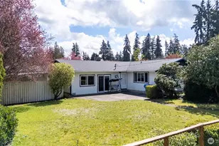 12001 107th Ave Ct E, Puyallup, WA 98374 - Photo 1