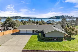 2809 Moorelands Ave NW, Gig Harbor, WA 98335 - Photo 1