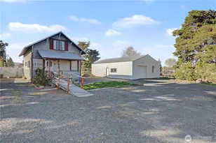148 NW Ephrata Ave, Soap Lake, WA 98851 - Photo 1