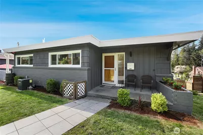 8605 46th Avenue SW, Seattle, WA 98136 - Photo 1