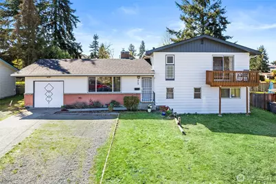 513 Harrington Avenue NE, Renton, WA 98056 - Photo 1
