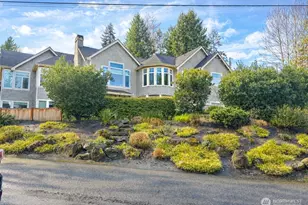 2241 74th Ave SE, Mercer Island, WA 98040 - Photo 1