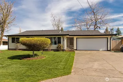 1867 Clovercrest Street, Enumclaw, WA 98022 - Photo 1