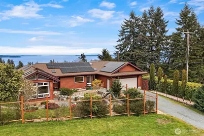 11501 103rd Avenue SW, Vashon, WA 98070 - Photo 1