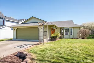 121 Adams Dr, Kelso, WA 98626 - Photo 1