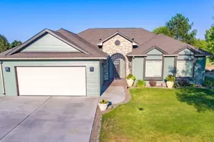 19297 St Andrews Dr NW, Soap Lake, WA 98851 - Photo 1