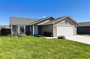 1015 S 10th Ave, Othello, WA 99344 - Photo 1