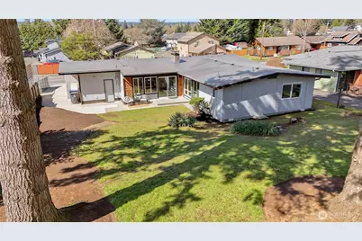 8021 47th Avenue NE, Marysville, WA 98270 - Photo 1
