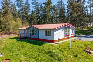614 Richardson Ct, Oak Harbor, WA 98277 - Photo 1