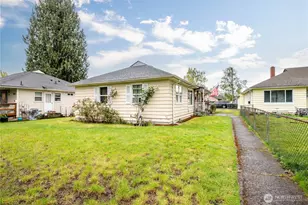 1015 17th, Longview, WA 98632 - Photo 1
