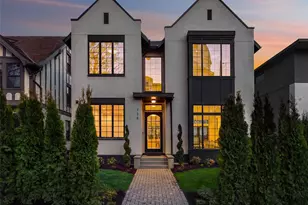 738 22nd Ave E, Seattle, WA 98112 - Photo 1