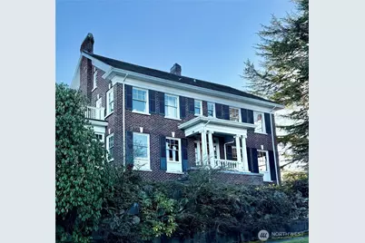 3303 Cascadia Avenue S, Seattle, WA 98144 - Photo 1