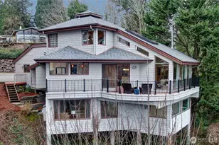 13542 40th Ave NE, Seattle, WA 98125 - Photo 1