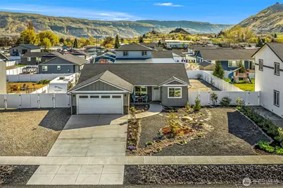 440 Margaux Loop, Malaga, WA 98828 - Photo 1