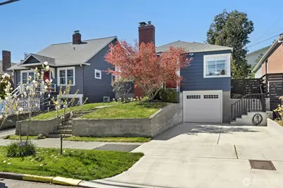 3919 Midvale Avenue N, Seattle, WA 98103 - Photo 1