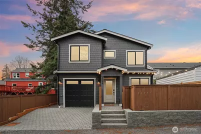 2644 34th Avenue W, Seattle, WA 98199 - Photo 1