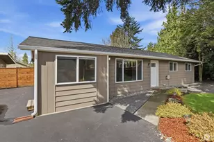 2132 108th Ave SE, Lake Stevens, WA 98258 - Photo 1