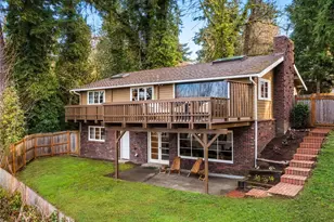 11224 SE 76th St, Newcastle, WA 98056 - Photo 1