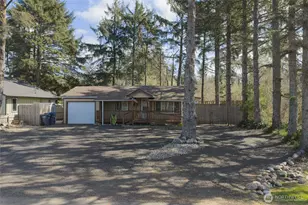 552 Puffin Ave NE, Ocean Shores, WA 98569 - Photo 1