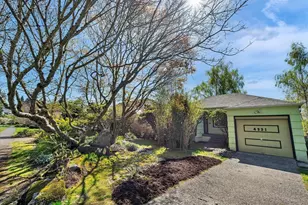 4331 NE 57th St, Seattle, WA 98105 - Photo 1