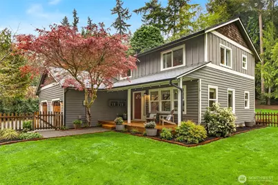 8450 Jennie Avenue NE, Bainbridge Island, WA 98110 - Photo 1