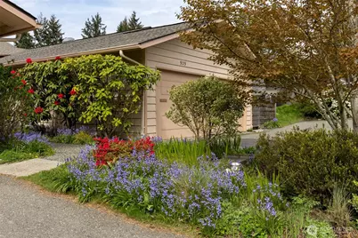 929 Blue Heron Avenue NE #3, Bainbridge Island, WA 98110 - Photo 1