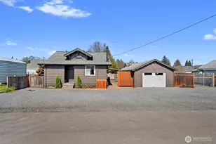 430 Maple St, Toledo, WA 98591 - Photo 1