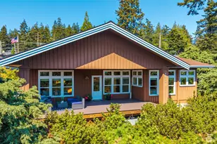5504 Rosario Way, Anacortes, WA 98221 - Photo 1