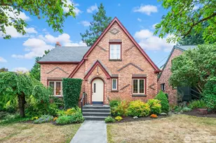 1226 25th Ave E, Seattle, WA 98112 - Photo 1