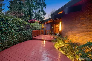 4775 NE 203rd St, Lake Forest Park, WA 98155 - Photo 1