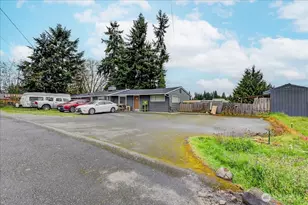 6629 204th St SW, Lynnwood, WA 98036 - Photo 1