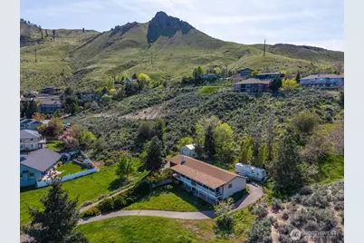 1531 Millerdale Avenue, Wenatchee, WA 98801 - Photo 1