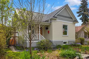 717 N 73rd St, Seattle, WA 98103 - Photo 1
