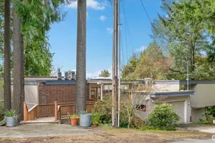 7237 NE 121st Pl, Kirkland, WA 98034 - Photo 1