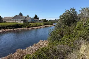 191 N Razor Clam Dr SW, Ocean Shores, WA 98569 - Photo 1