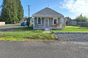 450 Cedar St, Toledo, WA 98591 - Photo 1