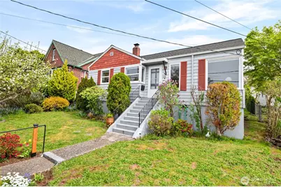 1110 Hayward Avenue, Bremerton, WA 98310 - Photo 1