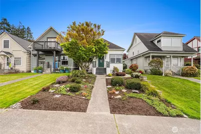 1423 Grand Avenue, Everett, WA 98201 - Photo 1