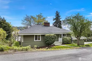 11210 Lakeside Ave NE, Seattle, WA 98125 - Photo 1