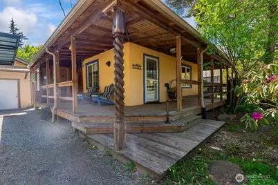1831 10th Avenue SE, Olympia, WA 98501 - Photo 1