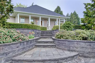 12220 Maple Crest Dr, Burlington, WA 98233 - Photo 1