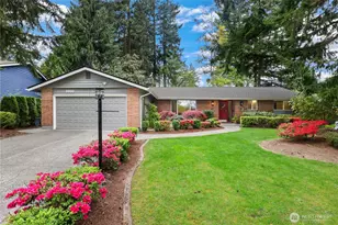 8930 Park Ridge Dr W, University Place, WA 98467 - Photo 1