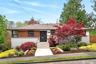 8683 Island Dr S, Seattle, WA 98118 - Photo 1