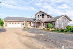 194 SW Robert Gray Dr, Ilwaco, WA 98624 - Photo 1