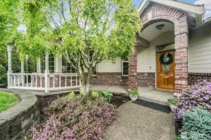 1411 Crestview Dr, Camano Island, WA 98282 - Photo 1