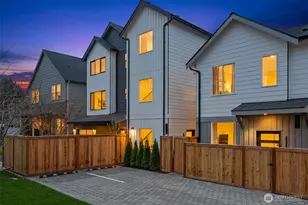11011 Goodwin Way NE, Seattle, WA 98125 - Photo 1